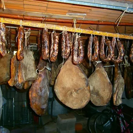 Helga's Agricampeggio Кемпинг